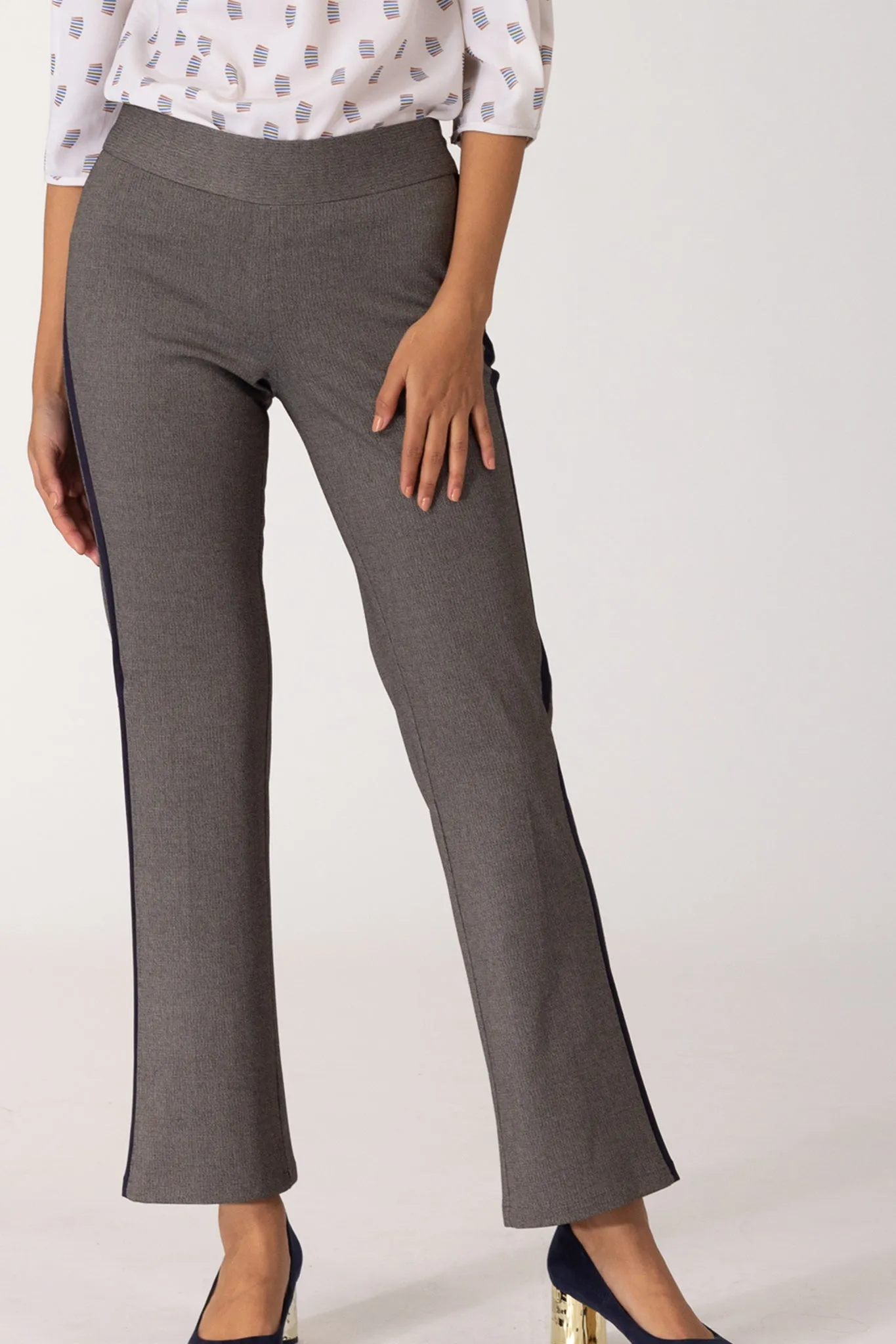 Contrast Panel Flared Pants